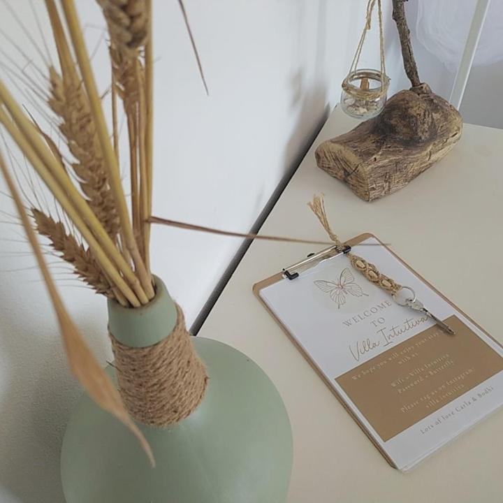 Villa Intuitiva - Relaxation And Mindful Stay โลรินญา ภายนอก รูปภาพ