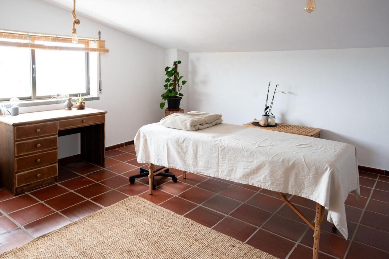 Villa Intuitiva - Relaxation And Mindful Stay โลรินญา ภายนอก รูปภาพ